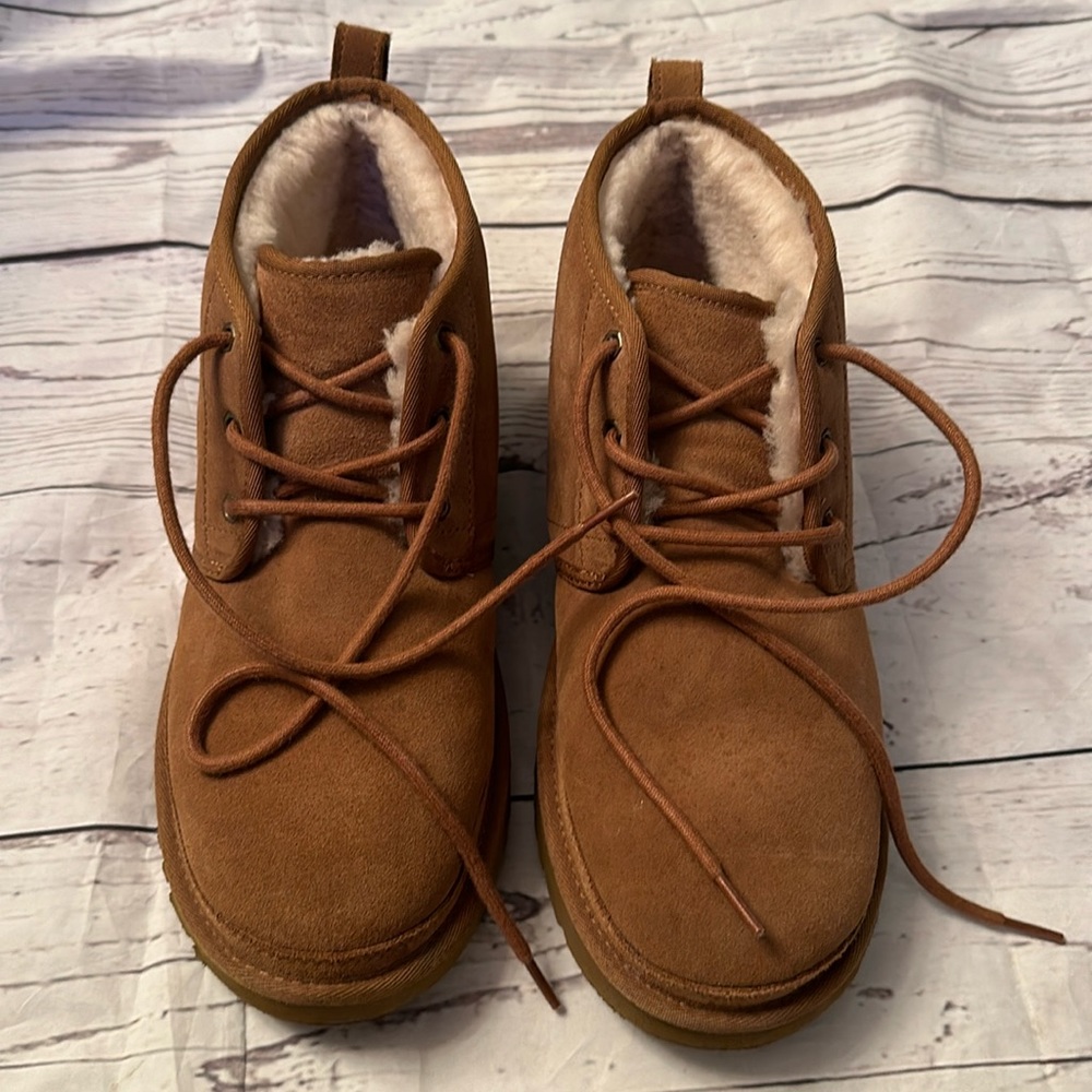 UGG Chestnut Neumel Men size 12